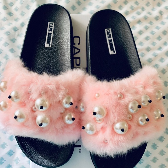 CAPE ROBBIN sandals - Picture 3 of 5